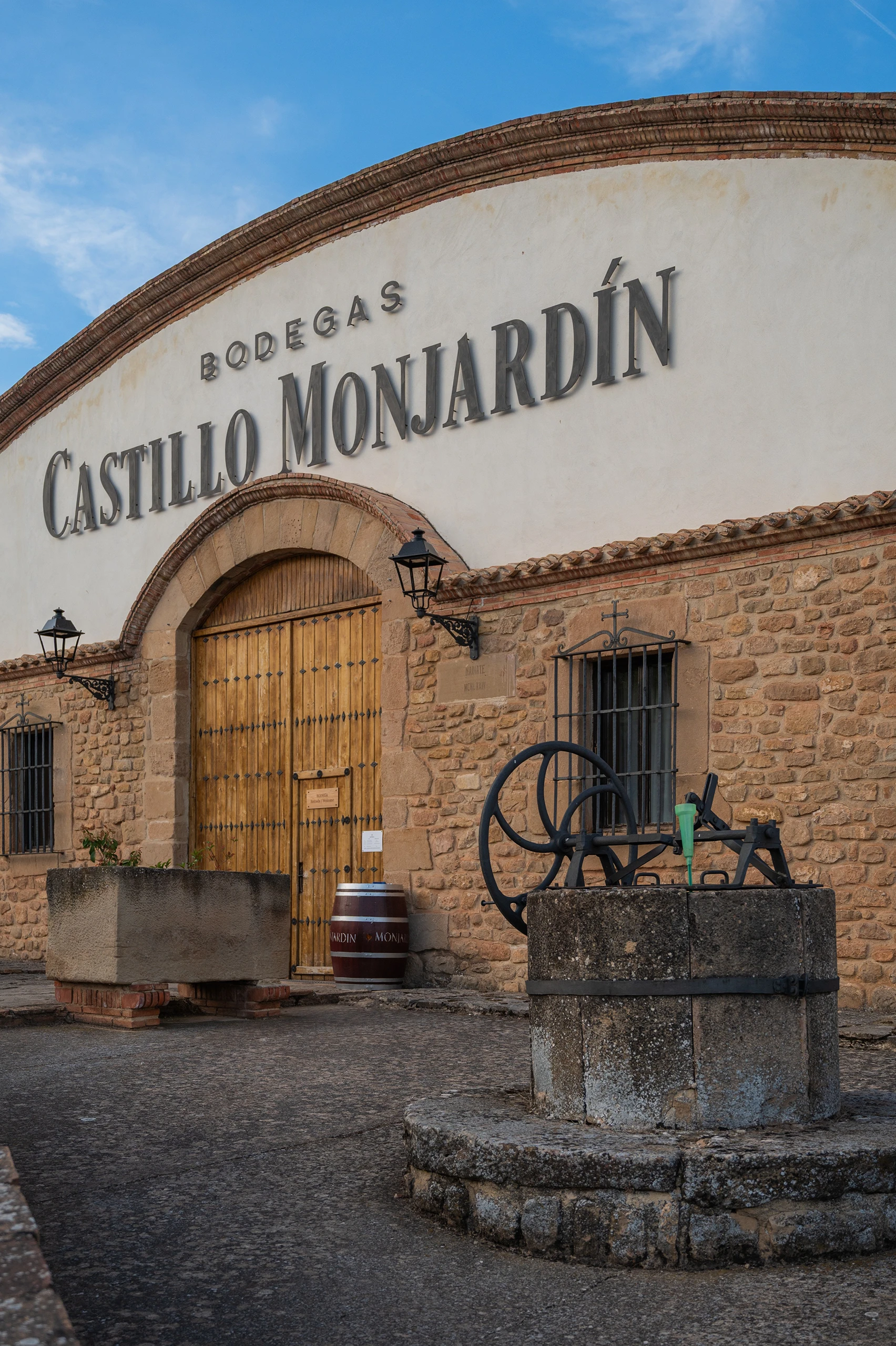 Foto 15 - Bodegas Castillo de Monjard&iacute;n